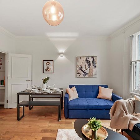 Delightful Flat In London - Sleeps 6 Apartment Bagian luar foto